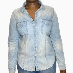 G.H. BASS & CO. Button Down Denim Shirt